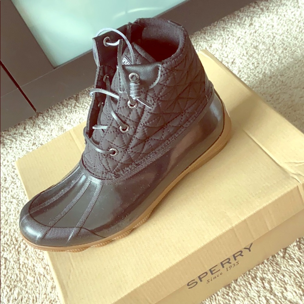 Brand New Never Worn Quilted Black Sperry Boots